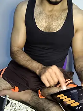 Snapshot of yazin199 chatting on September 2025 10:25:01 PM yazin199 online show from September 2025 10:25:01 PM