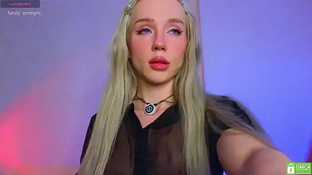 KittenFang online show from March 2026 06:35:01 AM