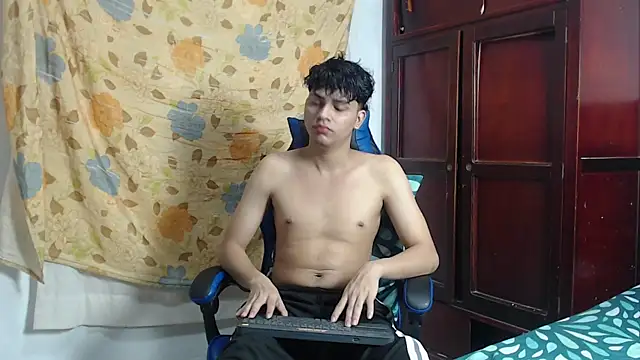 alice julls online show from June 2026 06:12:01 PM