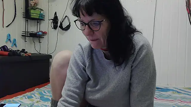 honey47 online show from November 2025 10:37:01 AM