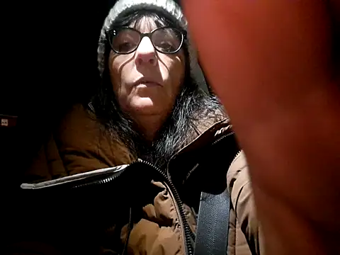 honey47 online show from January 2026 04:43:02 PM