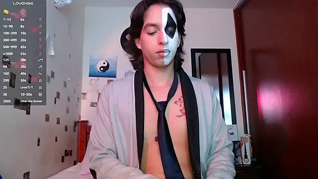 DannyPhantom555 online show from October 2025 07:48:02 PM