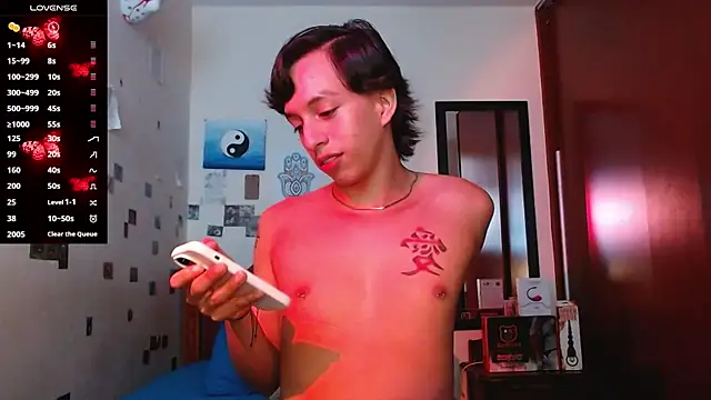 DannyPhantom555 online show from November 2025 07:35:01 PM