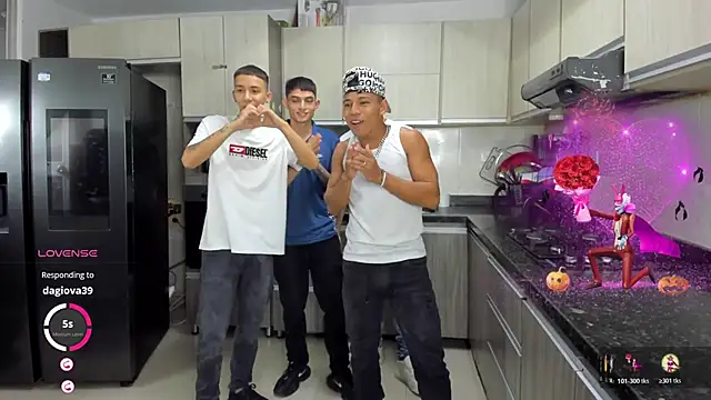 Playhardsex  online show from October 2025 11:03:02 PM