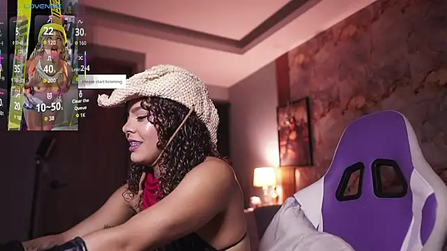 hannachris- online show from November 2025 11:27:02 PM