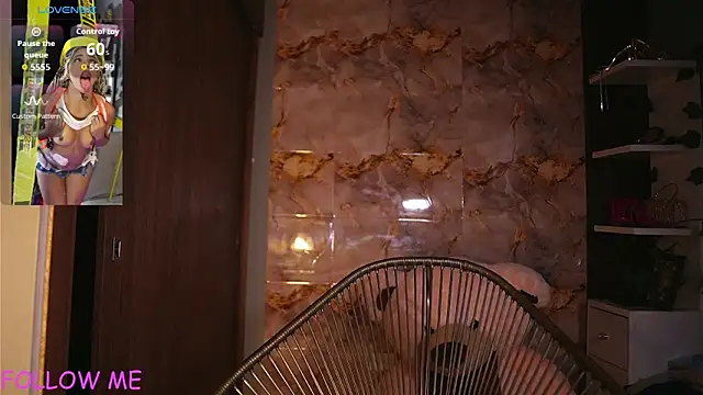 Snapshot of hannachris- chatting on February 2026 07:56:02 AM hannachris- online show from February 2026 07:56:02 AM