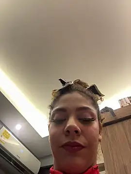 Snapshot of hannachris- chatting on March 2026 11:18:01 PM hannachris- online show from March 2026 11:18:01 PM