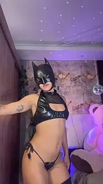 hannachris- online show from June 2026 08:33:02 PM