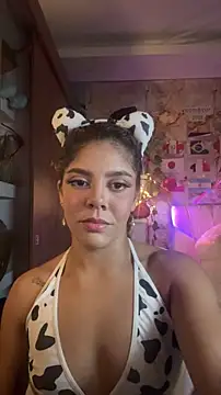 hannachris- online show from June 2026 09:52:01 PM