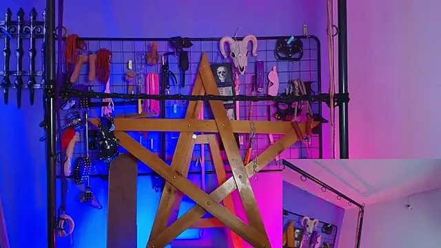 Misstresss aurora bdsm online show from September 2025 03:06:01 PM