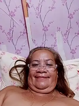 vickyhot1966 online show from December 2025 07:41:02 PM