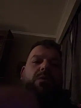 jerrebaker online show from October 2025 04:02:02 AM