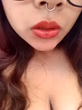 Snapshot of Hott_Muskan chatting on November 2025 11:14:01 AM Hott Muskan online show from November 2025 11:14:01 AM