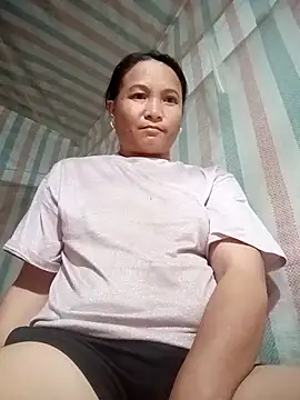 Love-Mama33 online show from October 2025 02:45:02 PM