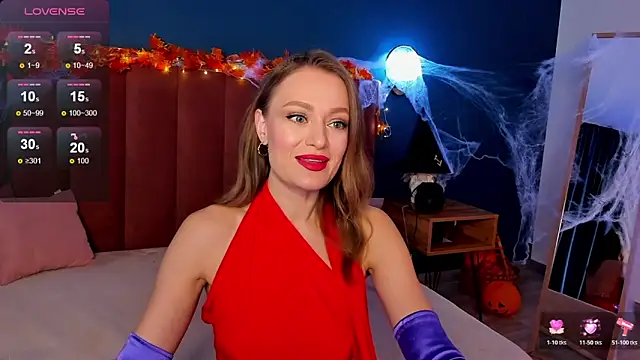 Snapshot of EvelynPoole chatting on October 2025 01:35:01 AM EvelynPoole online show from October 2025 01:35:01 AM