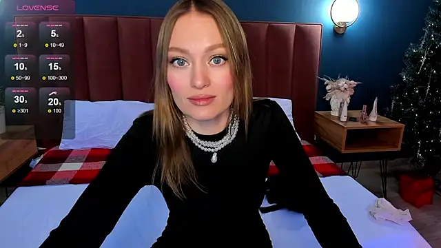 Snapshot of EvelynPoole chatting on December 2025 03:36:01 AM EvelynPoole online show from December 2025 03:36:01 AM