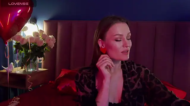 Snapshot of EvelynPoole chatting on February 2026 07:51:01 AM EvelynPoole online show from February 2026 07:51:01 AM