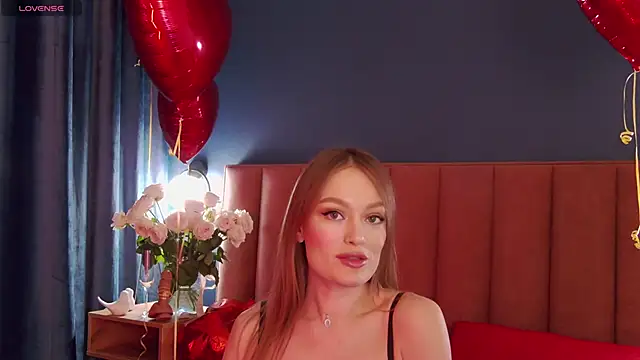 Snapshot of EvelynPoole chatting on February 2026 01:35:02 AM EvelynPoole online show from February 2026 01:35:02 AM