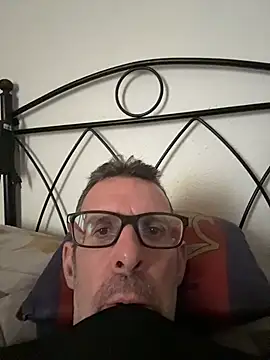 Snapshot of gigolobcn chatting on February 2026 01:42:02 PM gigolobcn online show from February 2026 01:42:02 PM