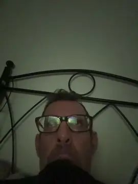 Snapshot of gigolobcn chatting on February 2026 09:30:02 PM gigolobcn online show from February 2026 09:30:02 PM