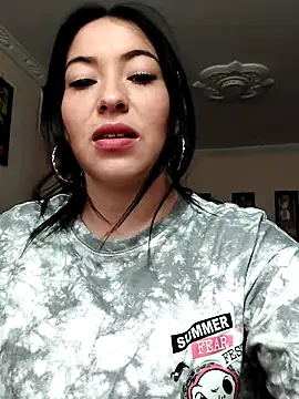 Snapshot of angelicroose2 chatting on November 2025 07:02:02 PM angelicroose2 online show from November 2025 07:02:02 PM