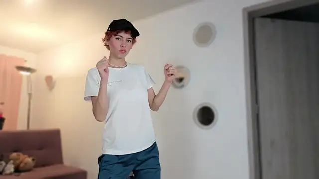 colette e online show from November 2025 11:37:01 PM