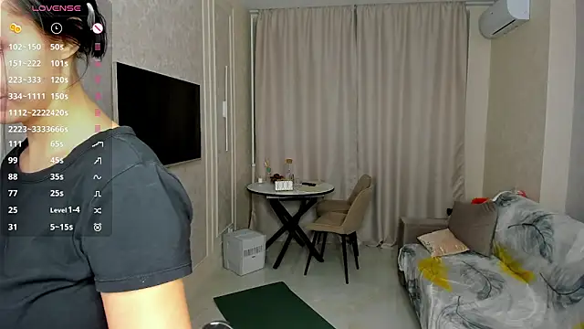 AfraBabyGills online show from February 2026 07:39:02 PM