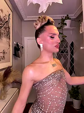 lacattiva online show from September 2025 12:05:01 AM