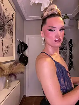 lacattiva online show from October 2025 07:31:01 PM