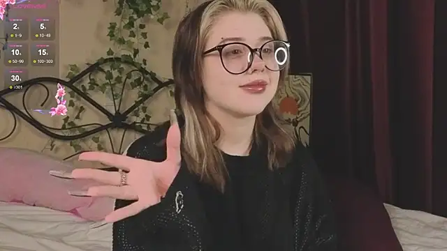 IrisSoCute online show from December 2025 09:29:02 AM