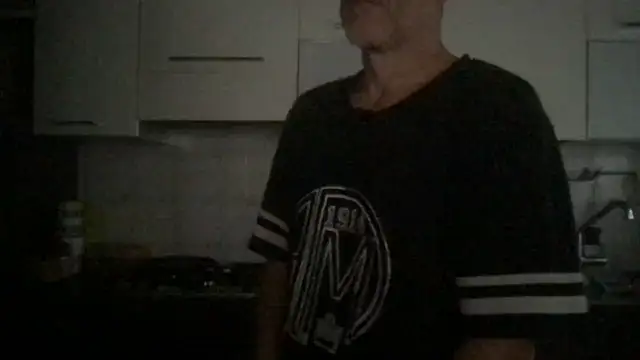 Axl hot online show from June 2026 04:28:01 PM