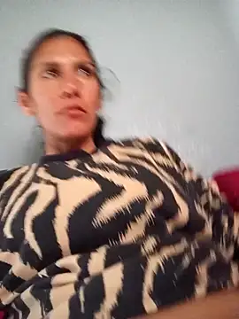 Snapshot of gattycahot chatting on December 2025 06:39:01 PM gattycahot online show from December 2025 06:39:01 PM