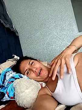 gattycahot online show from March 2026 03:35:02 PM