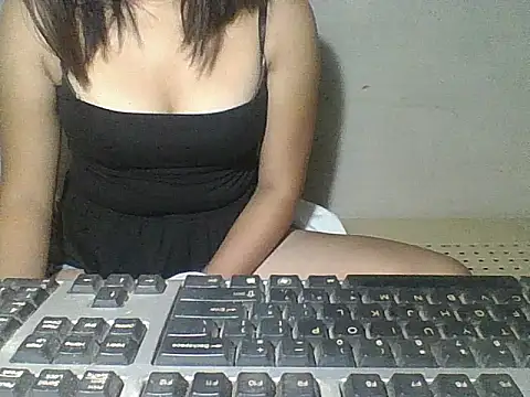 Snapshot of Skinny_PinayGirljust18 chatting on April 2026 08:20:01 PM Skinny PinayGirljust18 online show from April 2026 08:20:01 PM