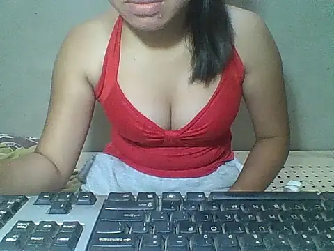 Snapshot of Skinny_PinayGirljust18 chatting on April 2026 08:10:01 PM Skinny PinayGirljust18 online show from April 2026 08:10:01 PM