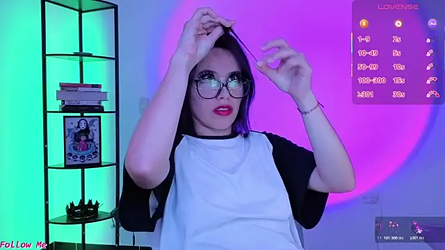 girldom online show from March 2026 03:39:02 PM