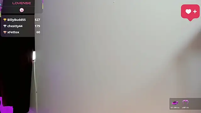 Britany montiel online show from April 2026 07:07:01 PM