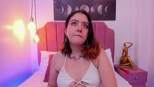 Niaa Stark online show from April 2026 03:32:02 AM
