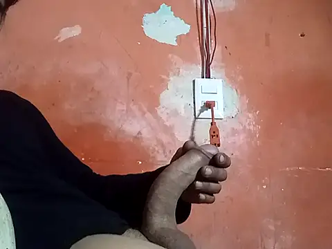 Snapshot of Hay-Viene-El-Huyy chatting on September 2025 02:22:02 AM Hay-Viene-El-Huyy online show from September 2025 02:22:02 AM