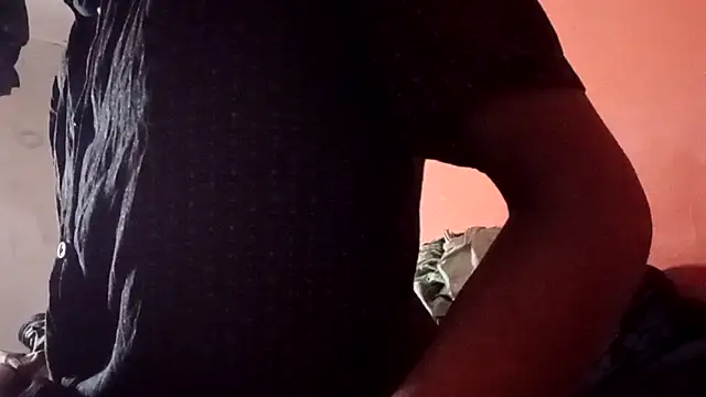 Snapshot of Hay-Viene-El-Huyy chatting on November 2025 11:32:02 AM Hay-Viene-El-Huyy online show from November 2025 11:32:02 AM