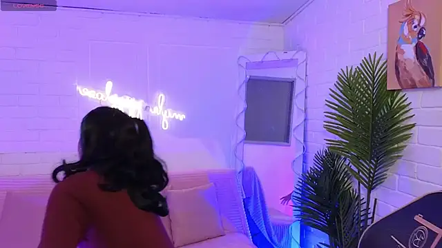 artemiss tay online show from November 2025 07:13:01 PM