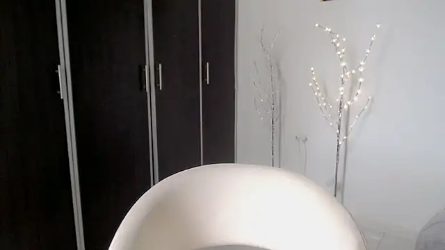 Snapshot of Darlyn_big chatting on November 2025 07:13:01 PM Darlyn big online show from November 2025 07:13:01 PM