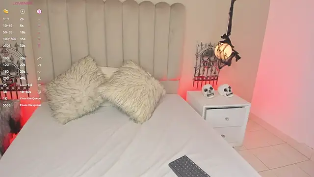 Dani rosse  online show from October 2025 12:37:02 PM