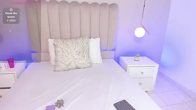 Dani rosse  online show from November 2025 01:21:02 PM