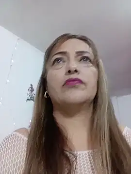 Snapshot of Lady_16 chatting on December 2025 03:45:02 AM Lady 16 online show from December 2025 03:45:02 AM