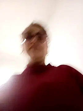 Snapshot of Lady_16 chatting on December 2025 06:38:02 PM Lady 16 online show from December 2025 06:38:02 PM