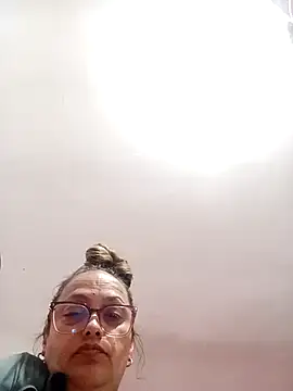 Snapshot of Lady_16 chatting on February 2026 10:30:02 PM Lady 16 online show from February 2026 10:30:02 PM