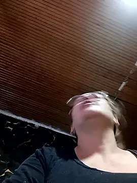 Lady 16 online show from March 2026 09:09:01 PM