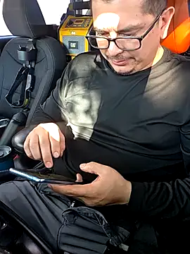 lucho8690 online show from October 2025 08:42:02 PM