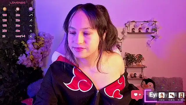 Snapshot of Eymmy_24 chatting on February 2026 02:40:01 AM Eymmy 24 online show from February 2026 02:40:01 AM